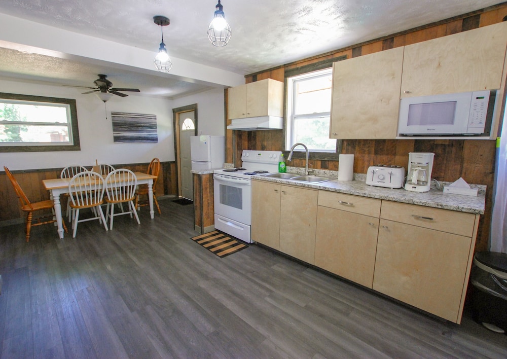 Family Chalet, 3 Bedrooms, Non Smoking, Kitchen photo 2