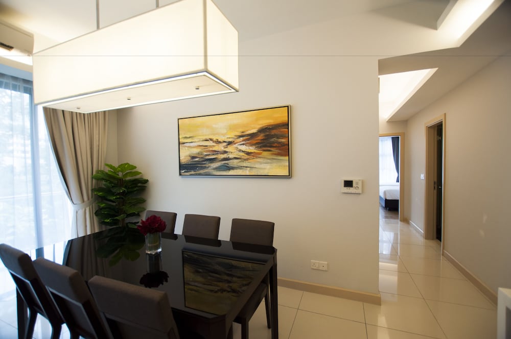 Suasana Suites 3 Bedrooms thumbnail 5