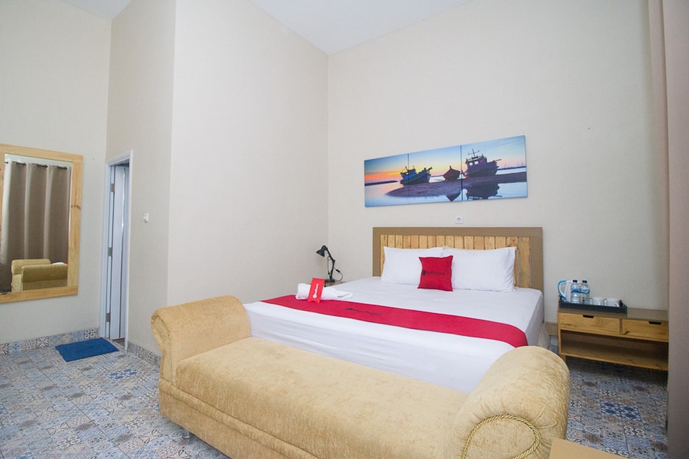 Premium Room (RedDoorz) photo 1