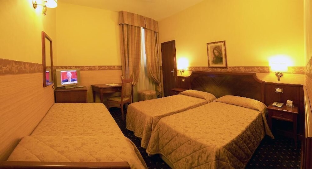 Triple Room photo 3