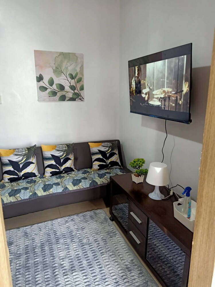Condo, 1 Bedroom, Balcony