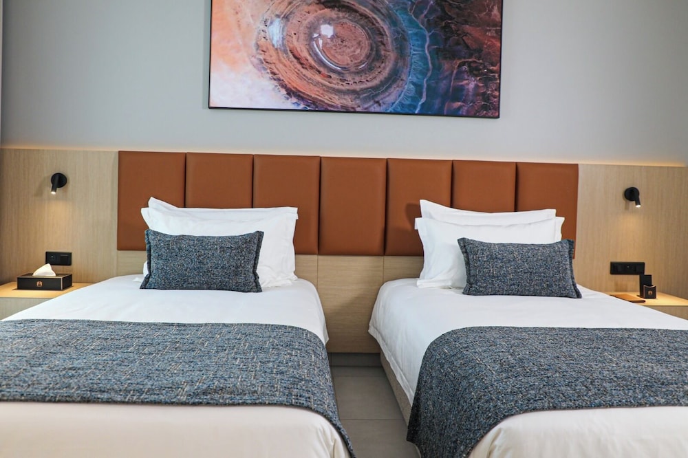 Deluxe Twin Room, City View