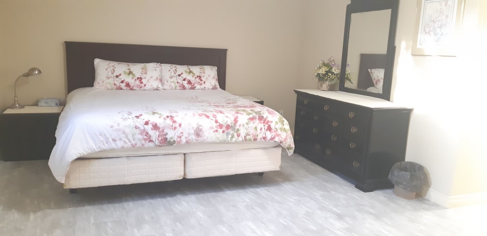 Family Suite, 1 Bedroom, Non Smoking, Ground Floor photo 2