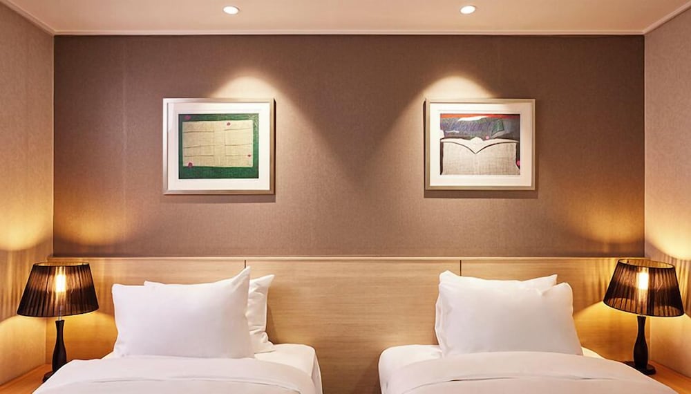 Superior Twin Room photo 3