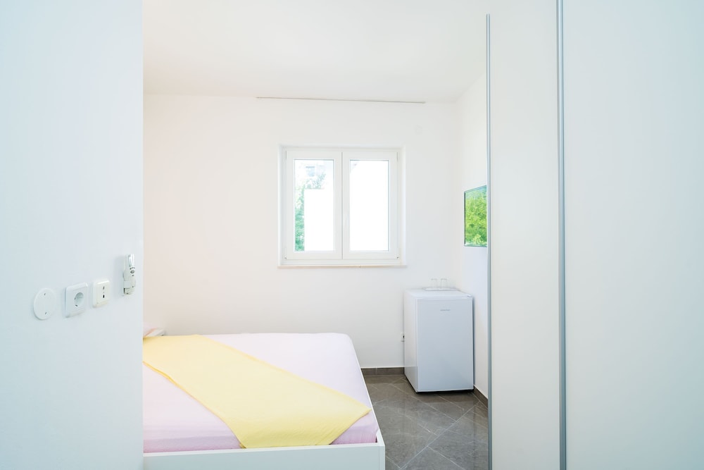 Double Room (Apartments &amp; Rooms Barišić - St) photo 2