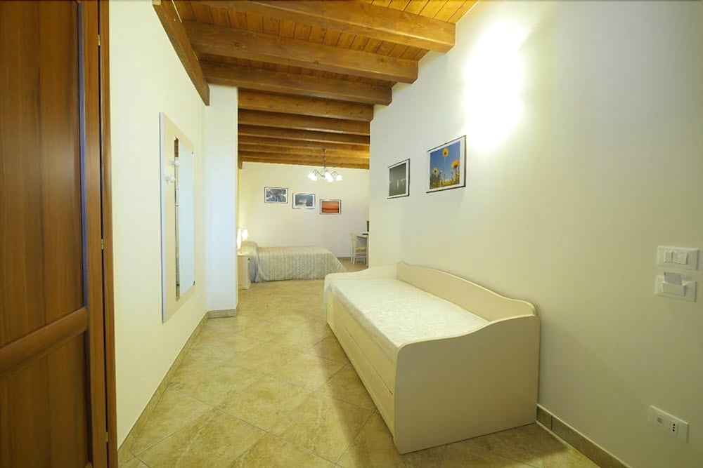 Quadruple Room photo 3