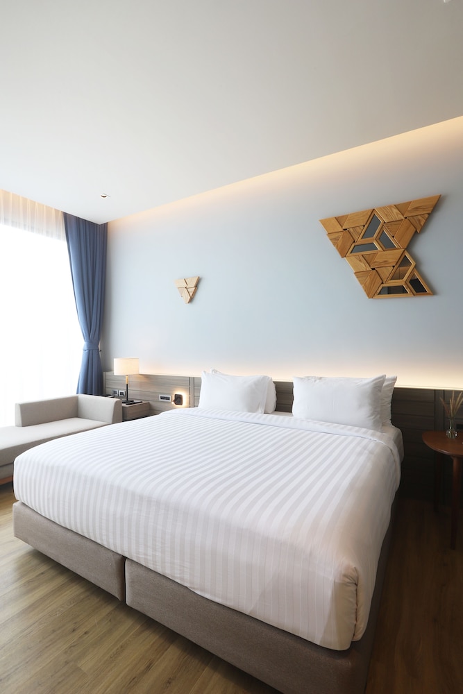 Deluxe Room, Terrace - Photo 3