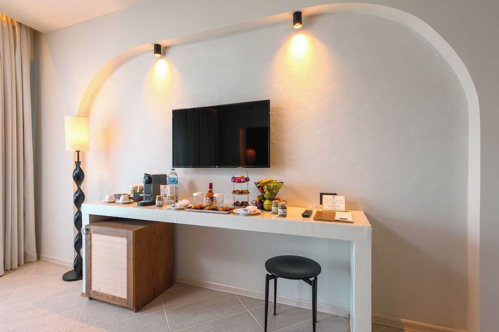 Premium Quadruple Room, Multiple Beds, Terrace, Garden View photo 2