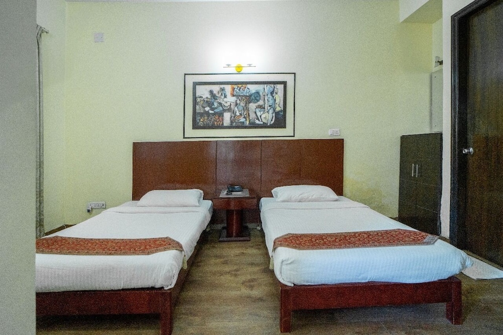 Deluxe Twin Apartment with Balcony photo 2