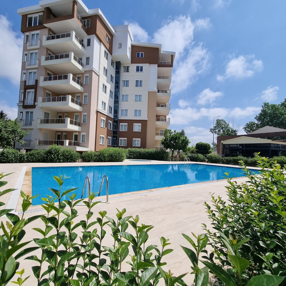 Family Condo (2+1) Pool View with Balcony thumbnail 6