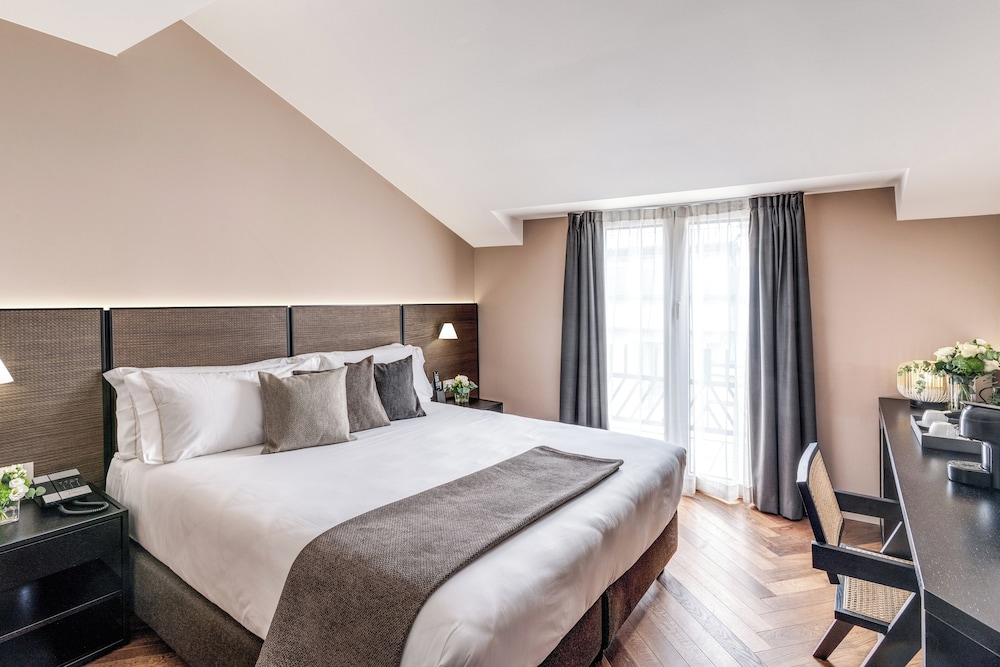 Executive Room, City View - Photo 9