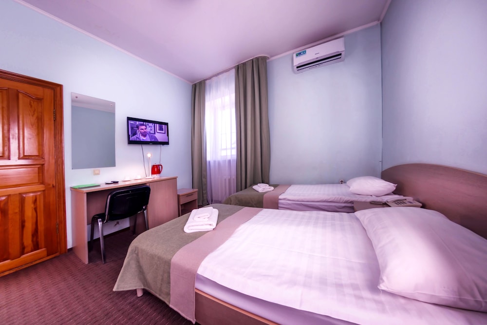 Standard Twin Room photo 3