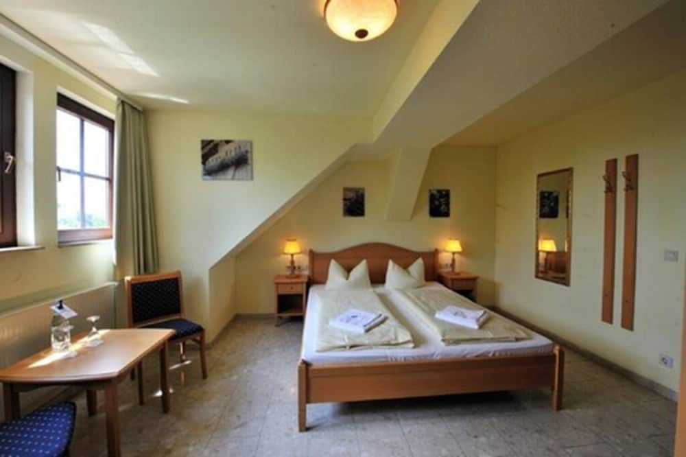 Double Room Single Use photo 3