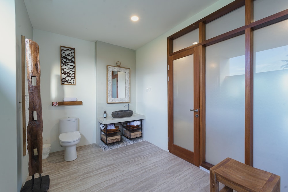 Standard Room - Photo 12