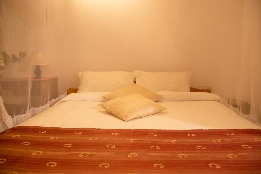 Family Cottage, Multiple Beds, Valley View photo 2