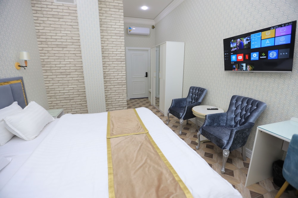 Luxury Double or Twin Room, Balcony photo 2