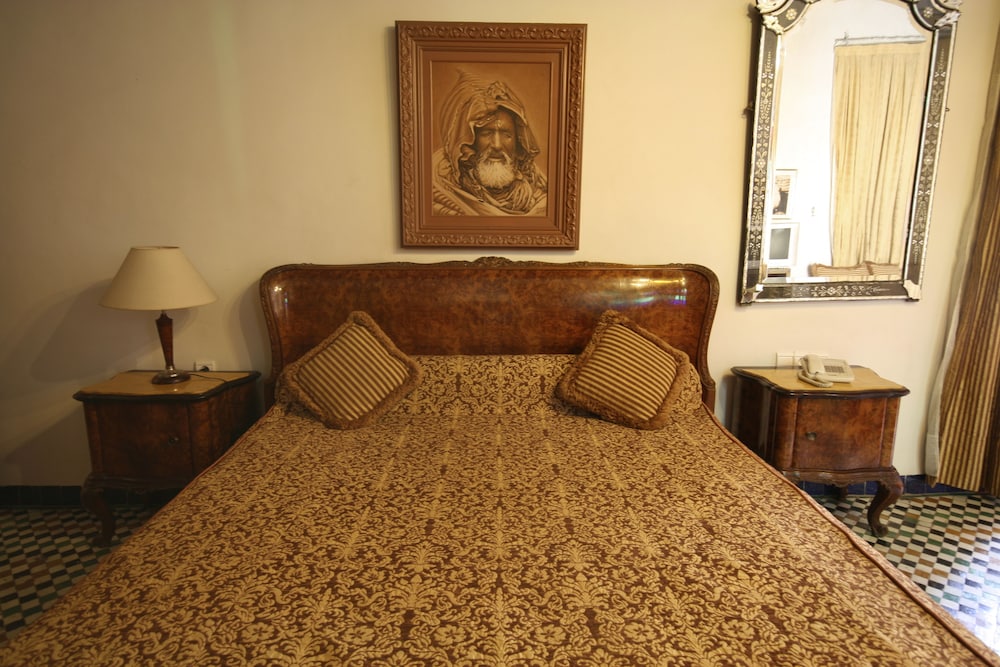 Senior Suite - Photo 3