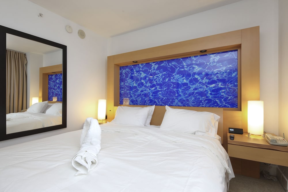 Luxury Suite, 2 Bedrooms, Kitchen, Bay View photo 2