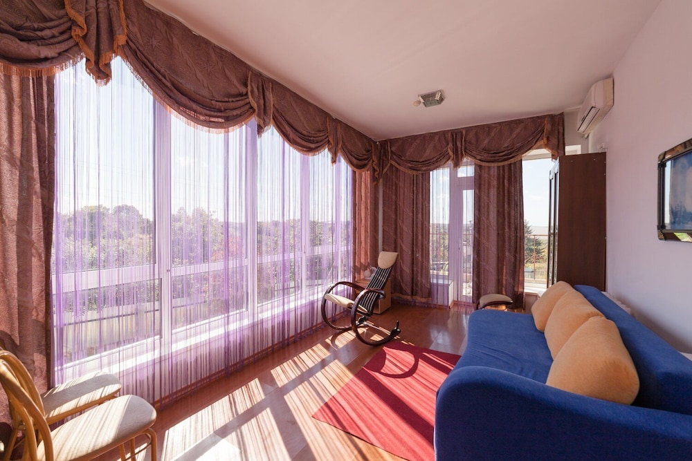 Panoramic Suite