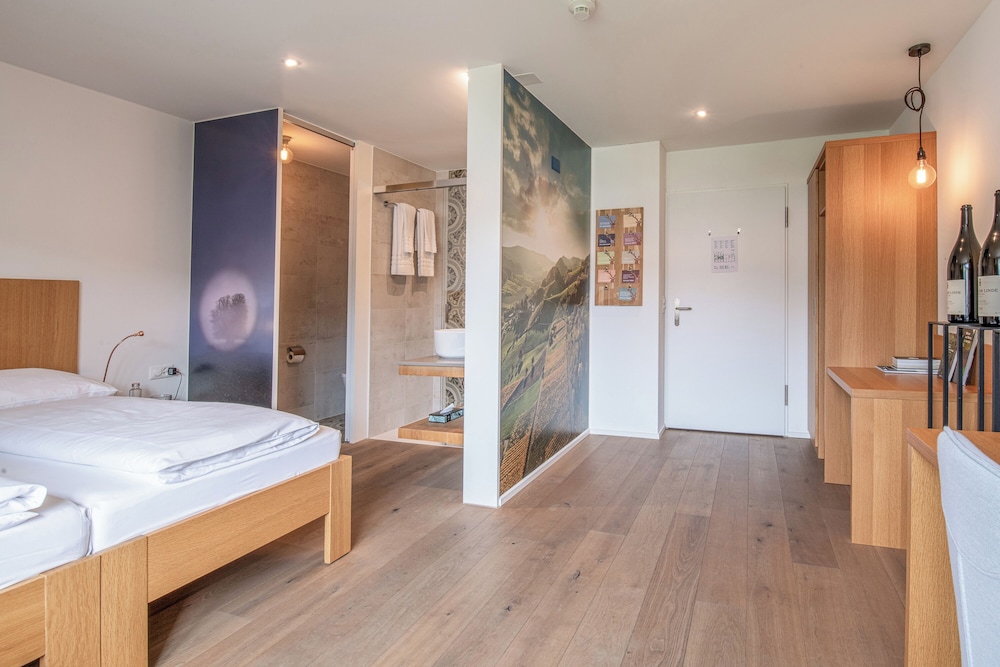 Double Room - Photo 2