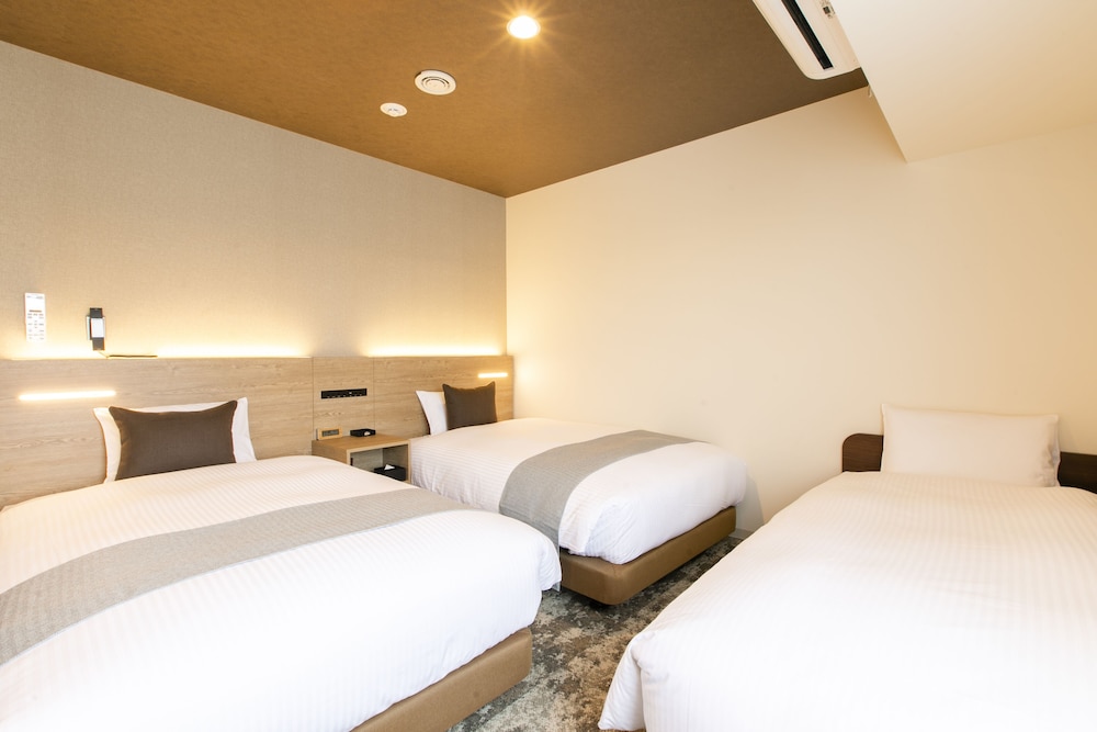 Deluxe Twin Room, Non Smoking - Photo 16