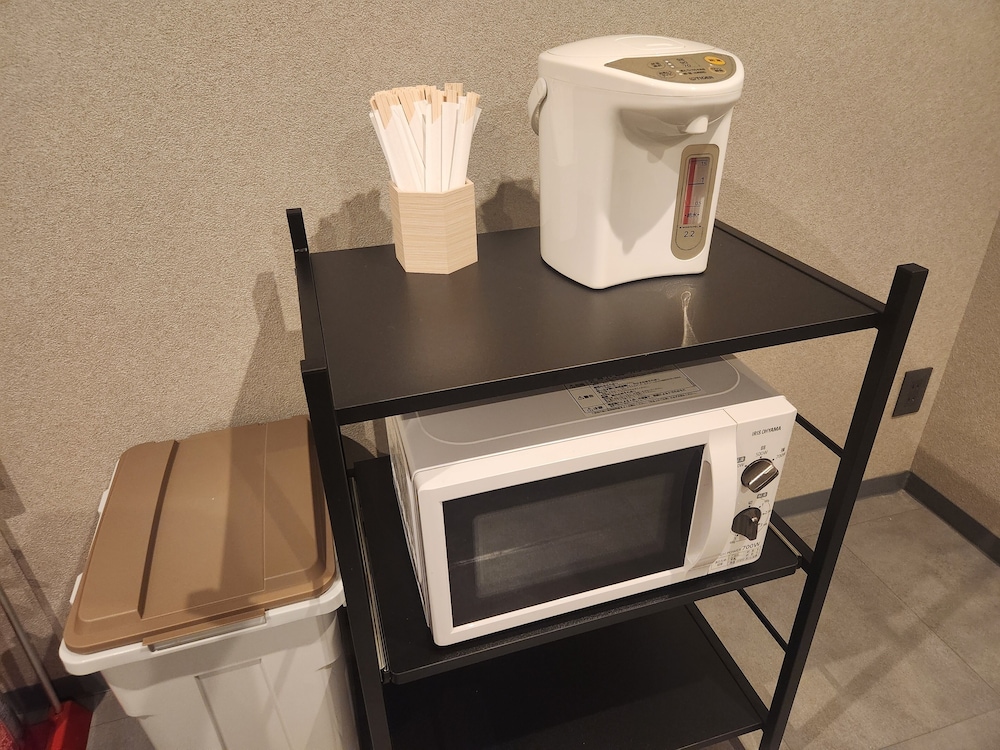 Standard Double Capsule Room Single Use, Non Smoking, Shared Bathroom - Photo 7