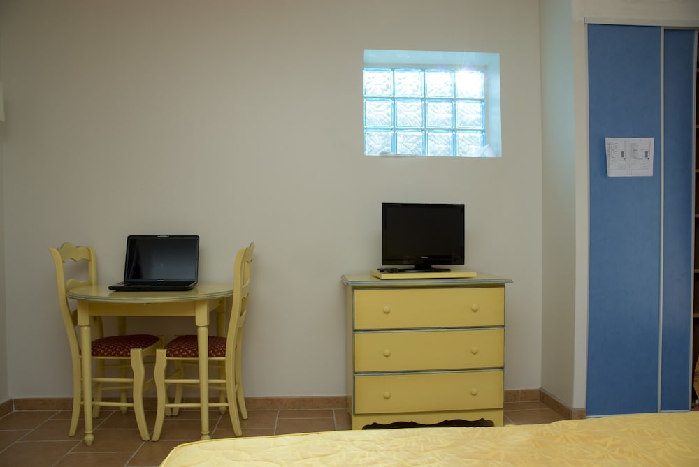 Comfort Studio photo 2