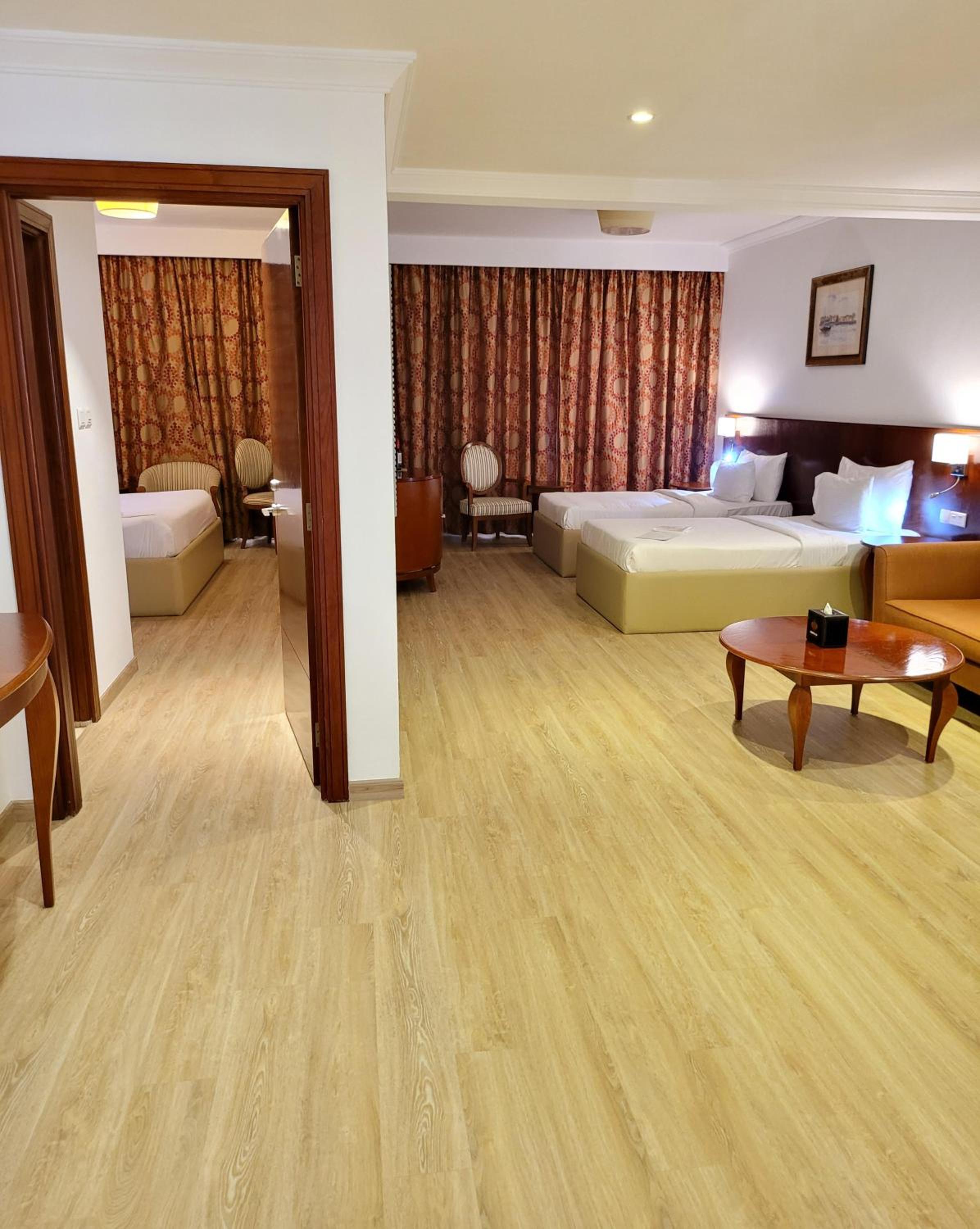 Family Suite - Photo 2