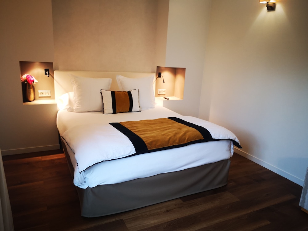 Junior Suite, Canal View