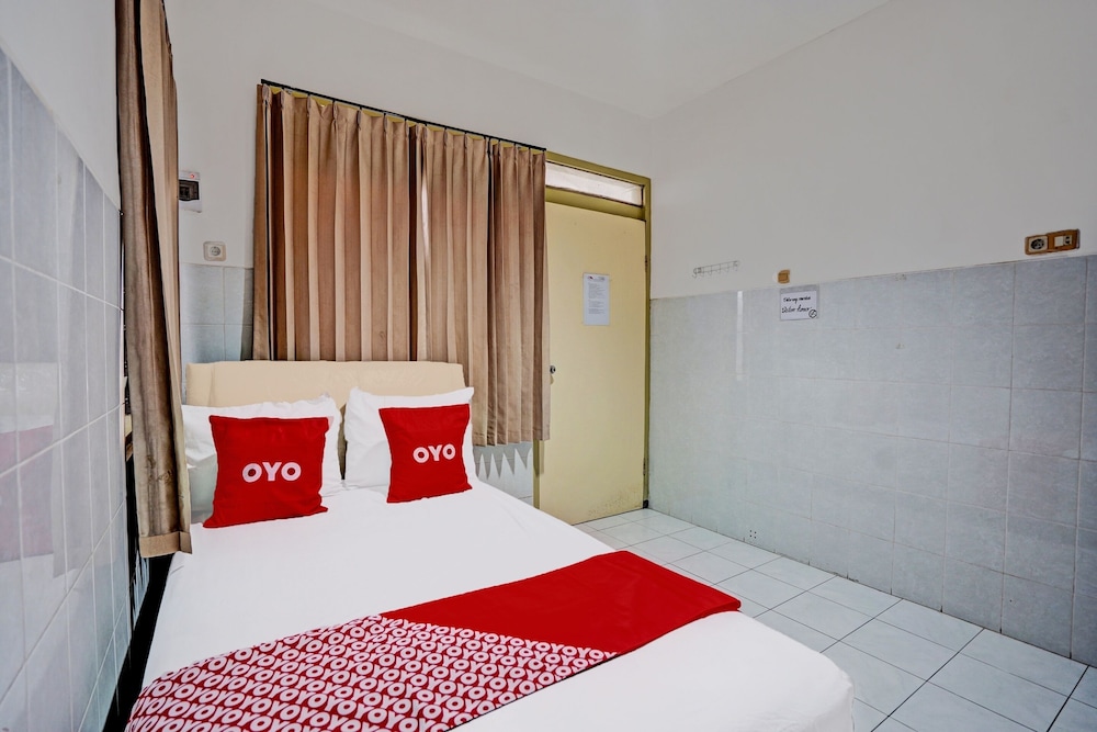 Economy Double Room photo 3