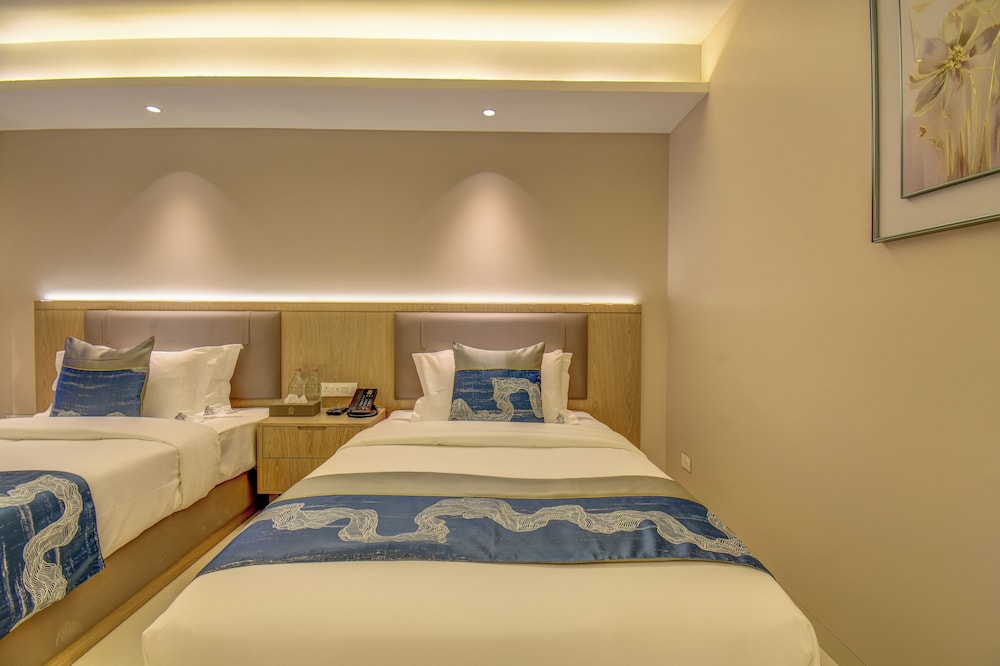 Basic Twin Room