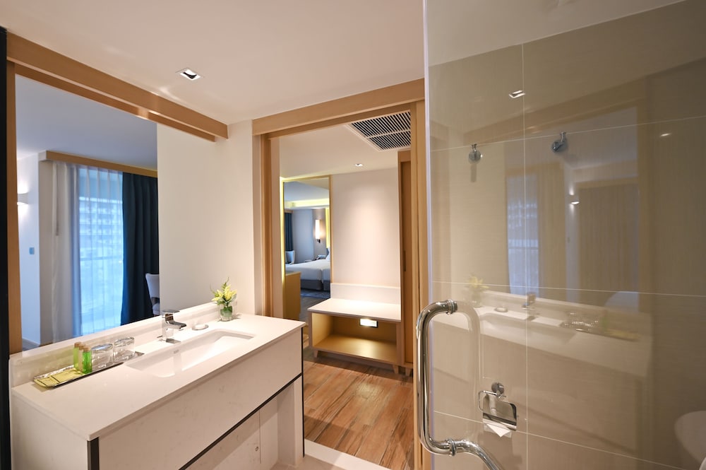 Deluxe Twin Room - Photo 2