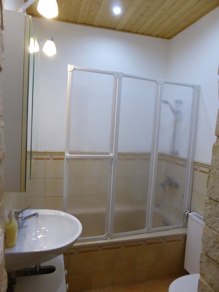 Apartment (Incl. Cleaning Fee) photo 3