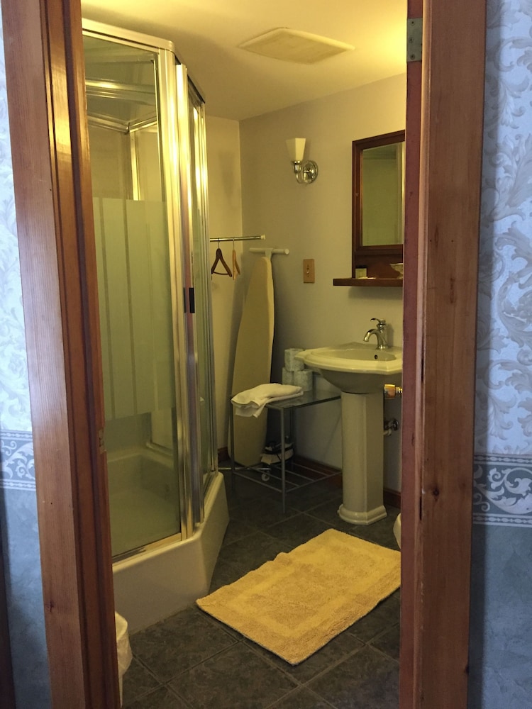 Standard Room photo 2