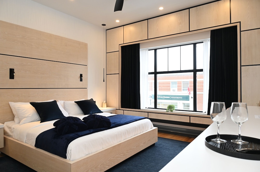 Luxury Room 2