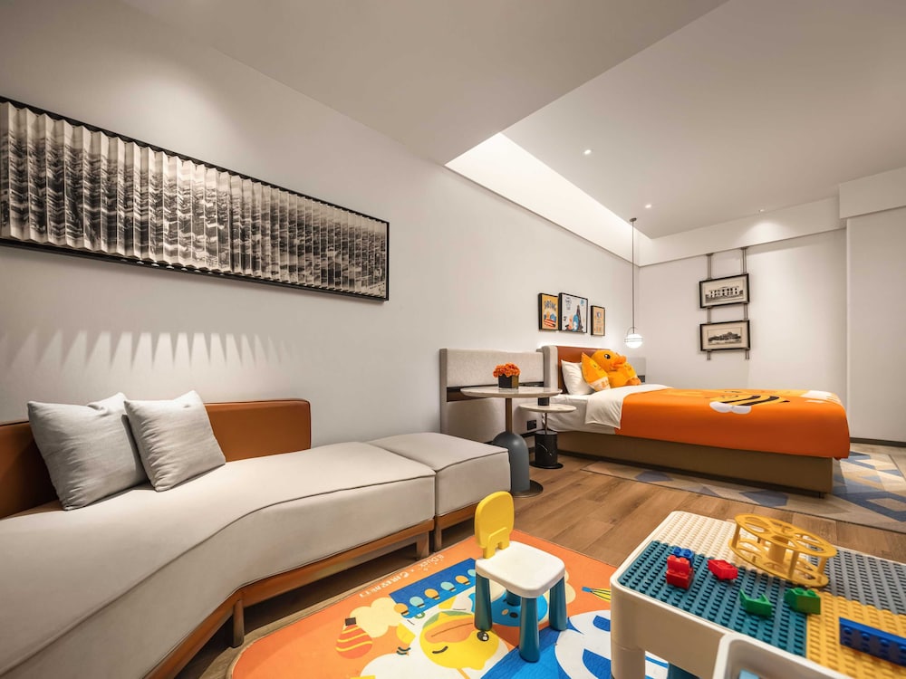 Family Double Room, City View