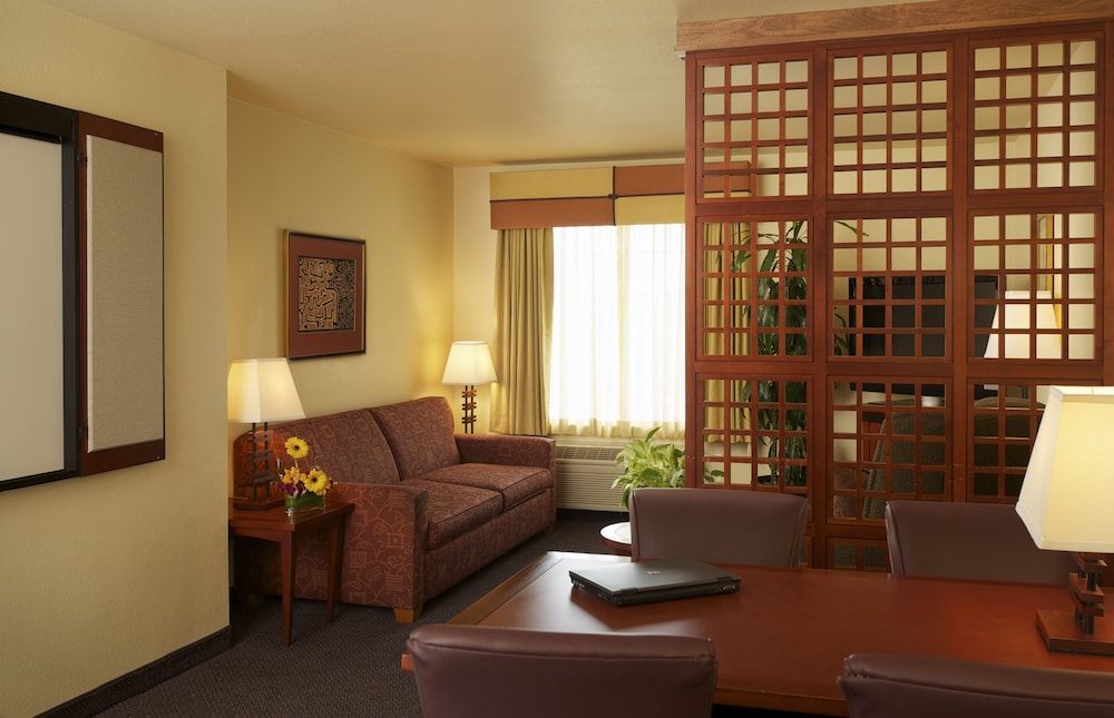 Grand Suite, Balcony - Photo 4