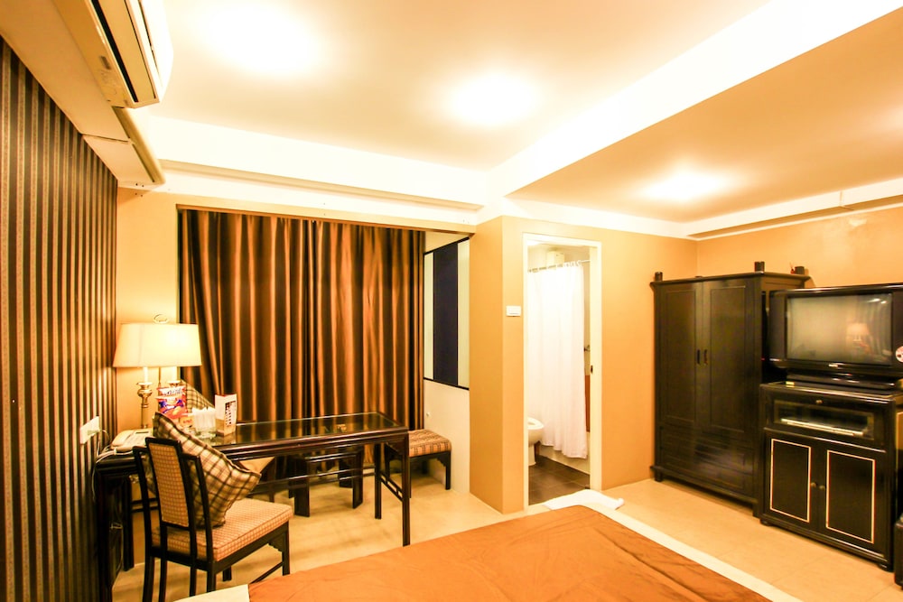Room photo 2