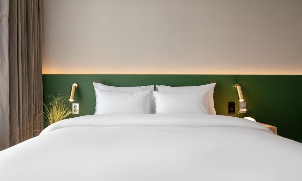 Standard Double Room - Photo 9
