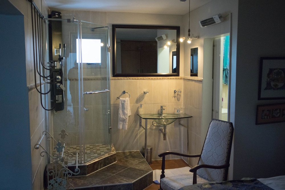 Room (Gecko) photo 2