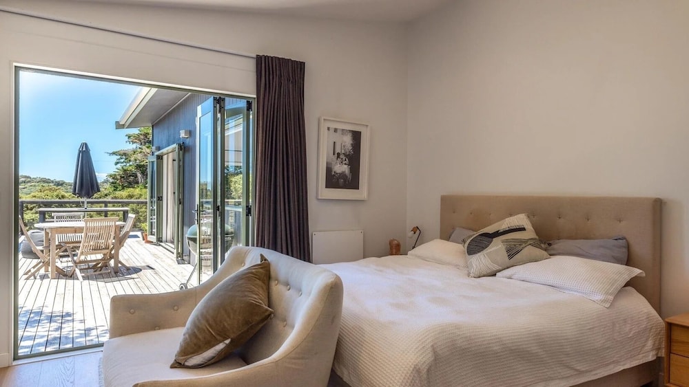 Family House, 5 Bedrooms, Sea View photo 1