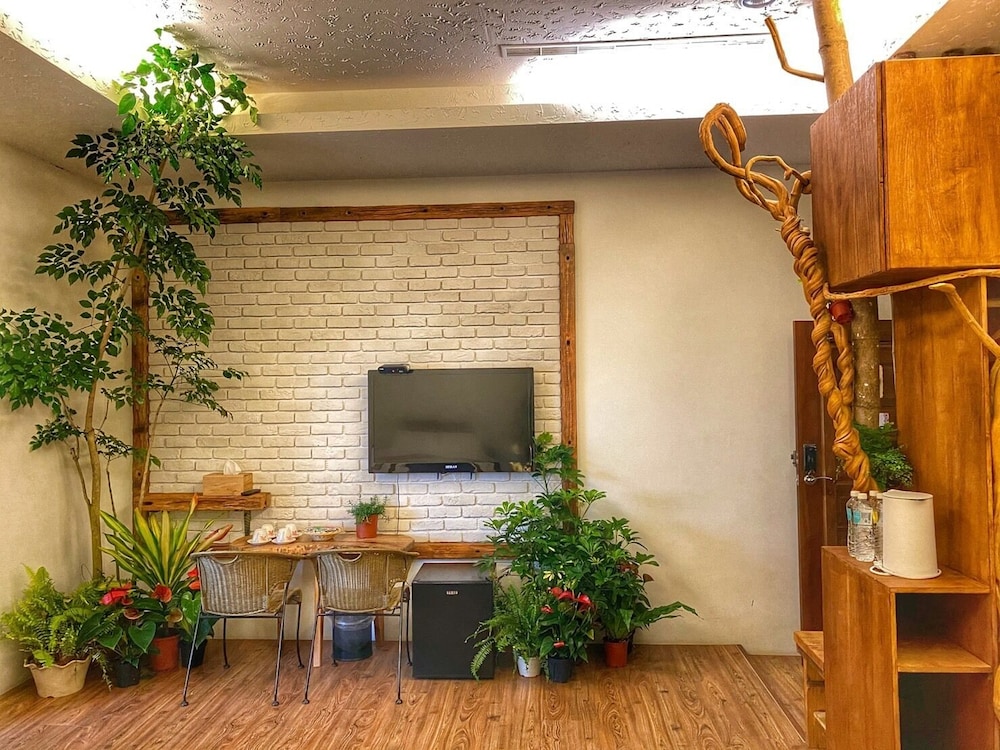 Family Quadruple Room, 1 Bedroom, Balcony, Garden Area photo 2