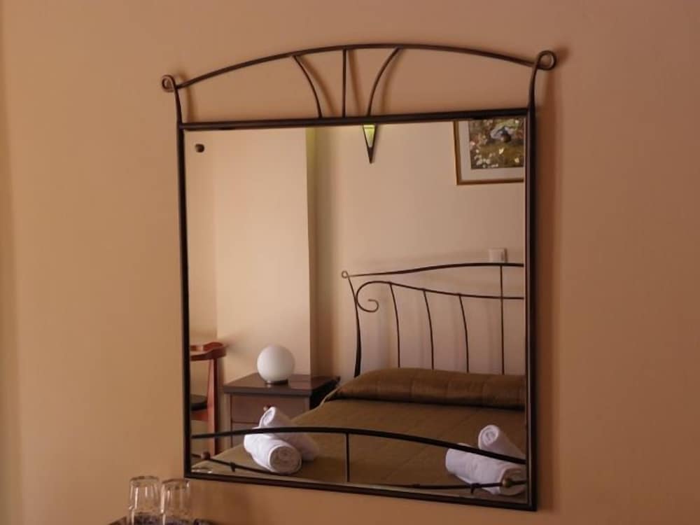 Standard Single Room photo 2