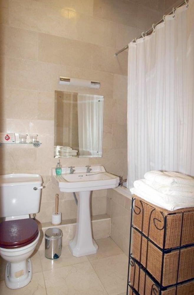 Executive Suite photo 2