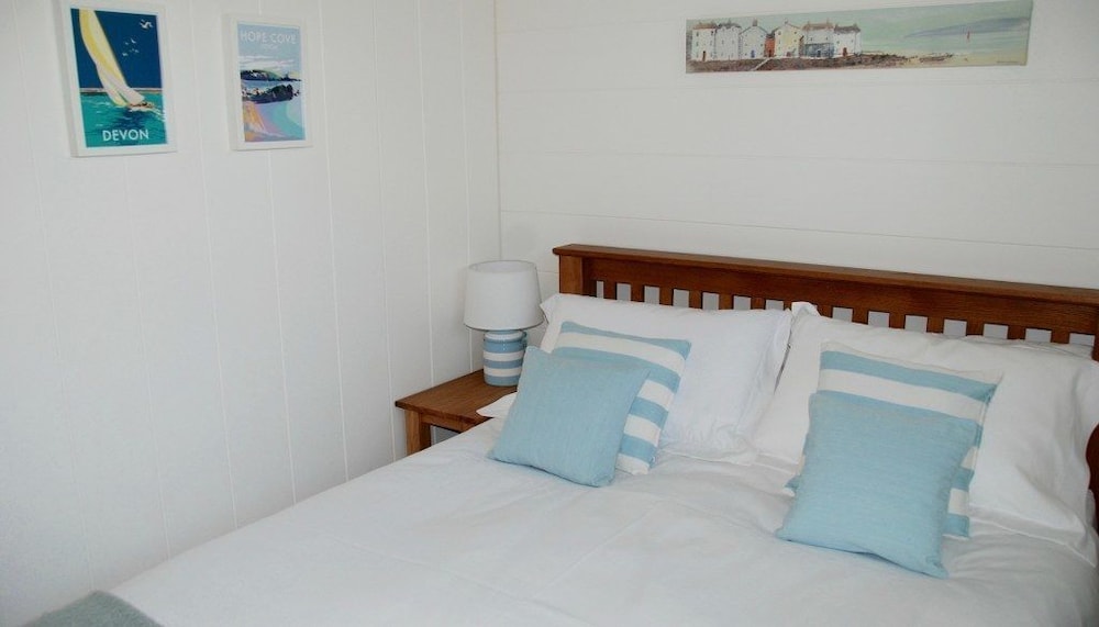 Luxury Lodge (Sharpitor) photo 2