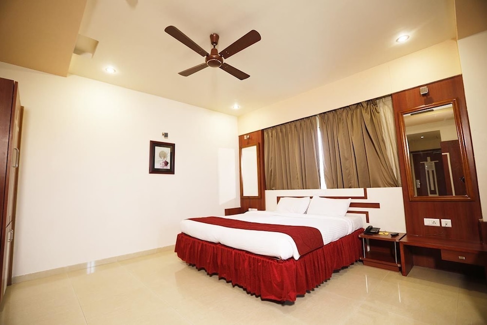 Executive Double Room, 1 Double Bed, Non Smoking, City View photo 2