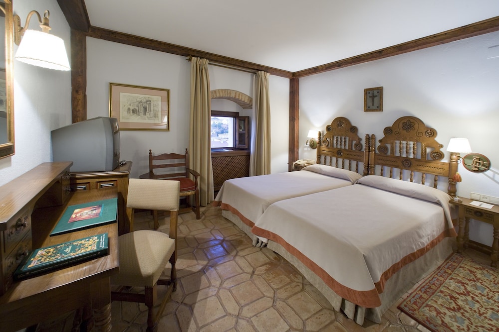 Superior Twin Room - Photo 2