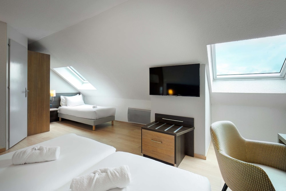 Room, Multiple Beds - Photo 3