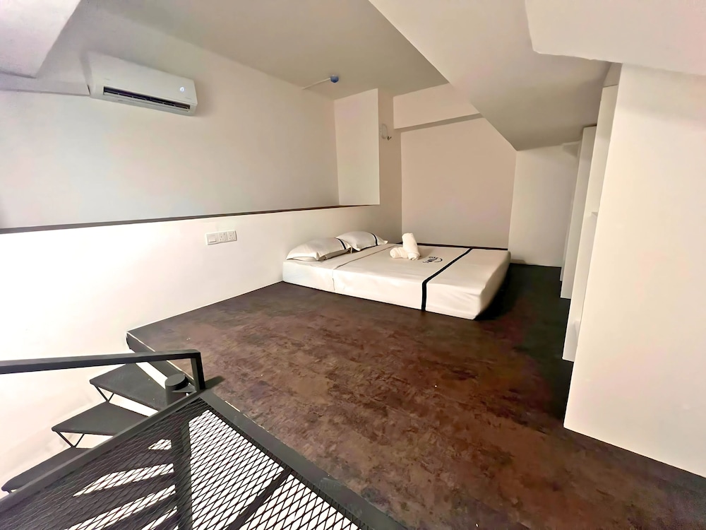 Deluxe Duplex