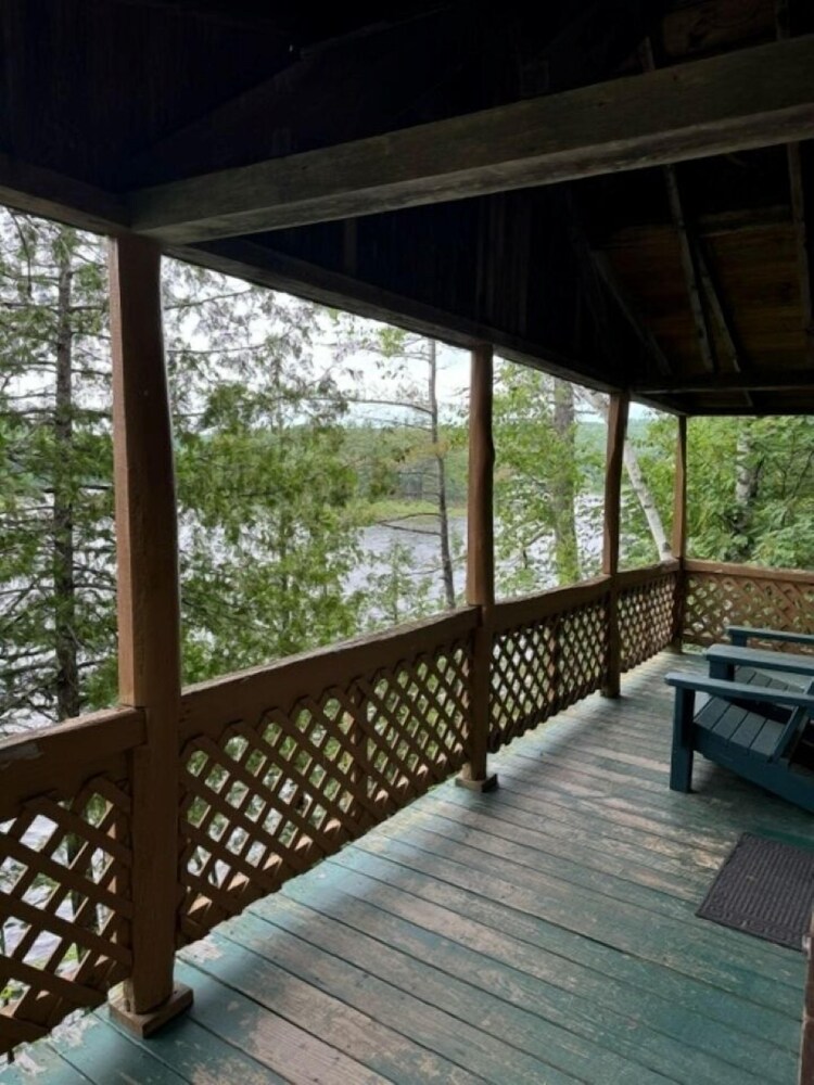 Standard Cabin, 2 Bedrooms, River View photo 3